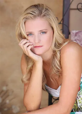 Lauren J. Irwin Hot Sexy Bikini Photo