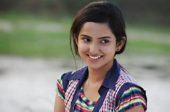 Leema-Babu-Hot-Bikini-Image-Gallery