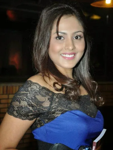 Madhu Shalini Hot Sexy Bikini Stills