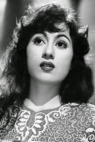 Madhubala-Hot-Bikini-Wallpapers