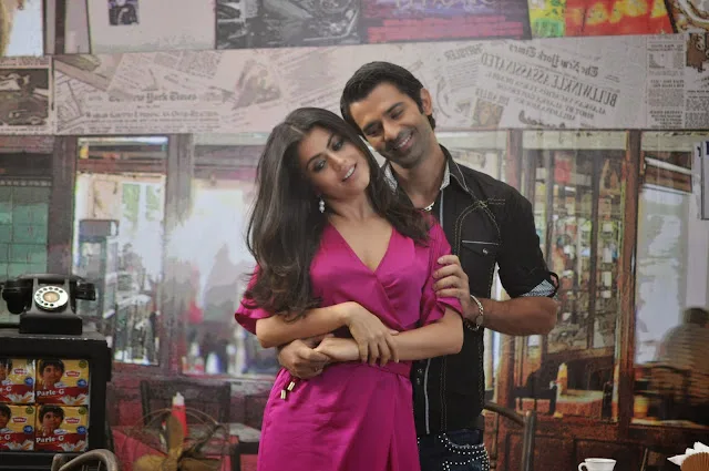 Main Aur Mr. Riight Movie Images