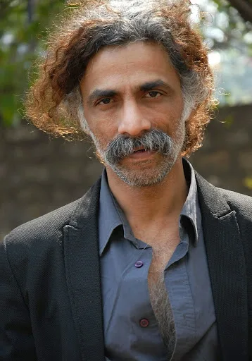 Makarand Deshpande Hot Images, Photos, Stills, Pics, Gallery
