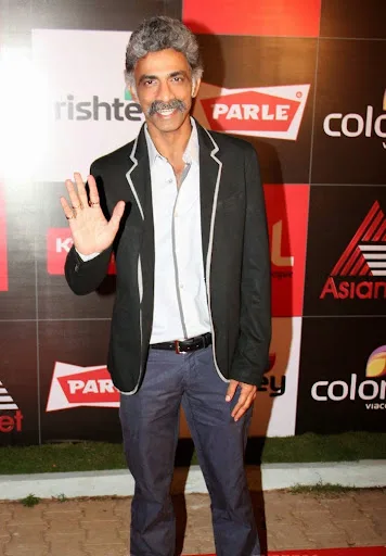 Makarand Deshpande Hot Pictures
