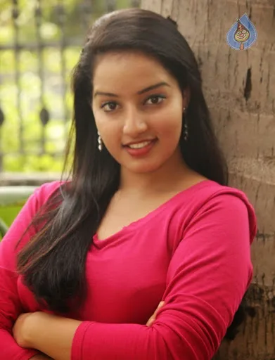 Malavika-Hot-Bikini-Stills