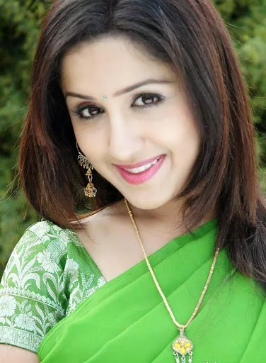 Mallika-Kapoor-Hot-Bikini-Images