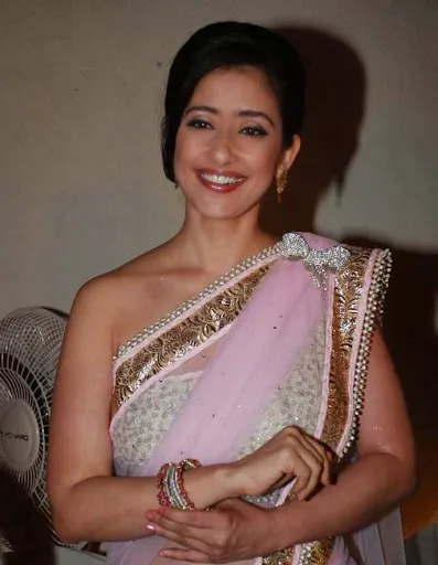 Manisha-Koirala-Hot-Bikini-Wallpaper