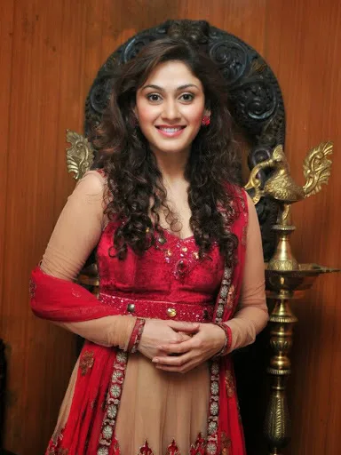 Manjari-Phadnis-Hot-Bikini-Wallpapers