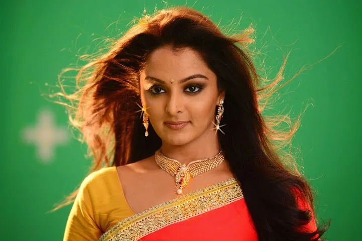 Manju-Warrier-Hot-Bikini-Photos