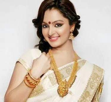 Manju-Warrier-Hot-Bikini-Pictures