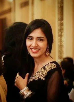 Mansha Pasha Hot Gallery, Bikini Images, Photos, Pics