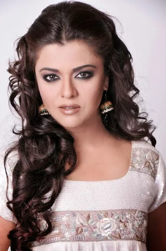 Maria Wasti Hot Gallery, Bikini Images, Photos, Pics, Stills