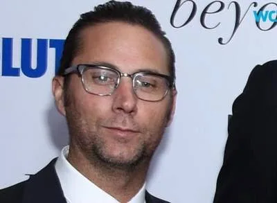 Matt-Alvarez-Hot-Stills