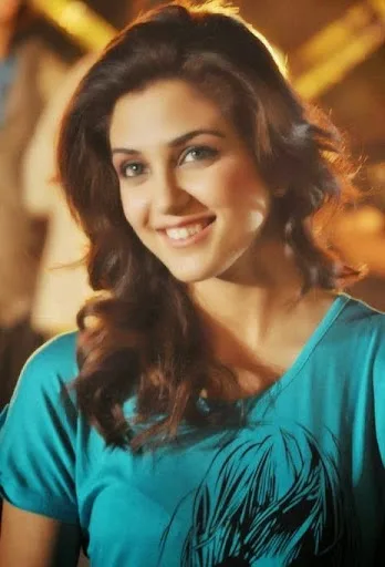 Maya Ali Hot Sexy Bikini Images
