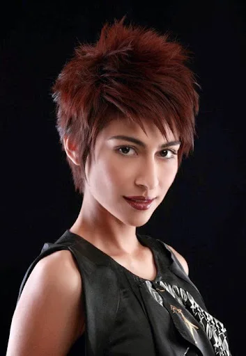 Meesha Shafi Hot Sexy Bikini Pictures