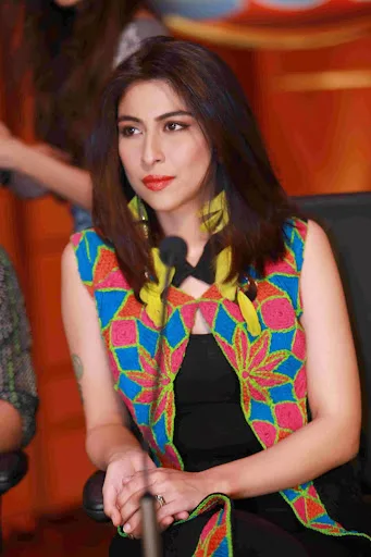 Meesha Shafi Hot Sexy Bikini Wallpapers
