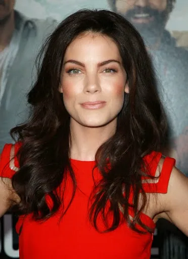 Michelle Monaghan Hot Sexy Bikini Image Gallery