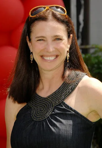 Mimi Rogers Hot Sexy Bikini Pic