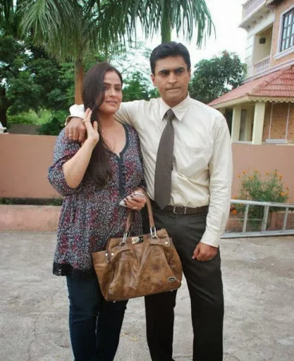 Mohnish Bahl Photos