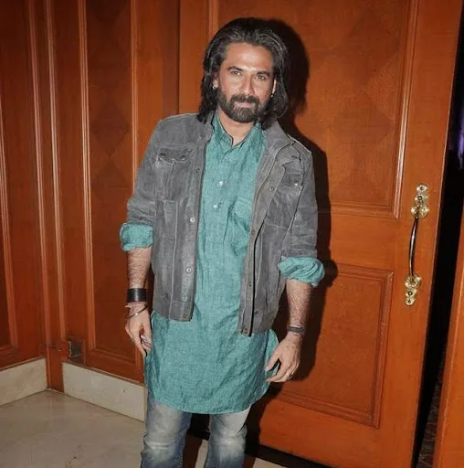Mukul Dev Hot Scenes Shirtless Body Image Gallery