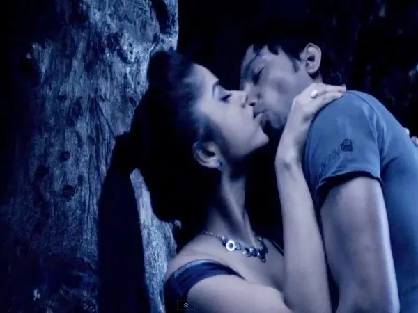 Mumbai 125 KM 3D Hindi Movie Stills