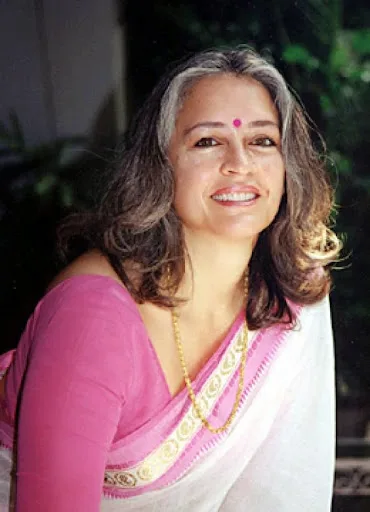 Nafisa Ali Hot Sexy Bikini Images, Photos, Stills, Pics, Gallery