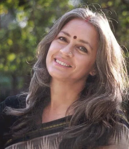 Nafisa Ali Hot Sexy Bikini Image Gallery