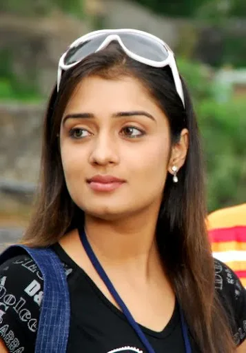 Nikita Thukral Hot Sexy Bikini Pics