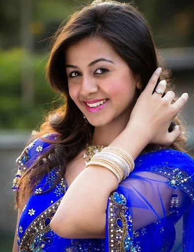 Nikki Galrani Hot Naval Images
