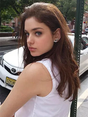 Odeya-Rush-Hot-Bikini-Wallpaper