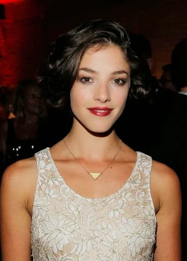 Olivia Thirlby Hot Sexy Bikini Photos