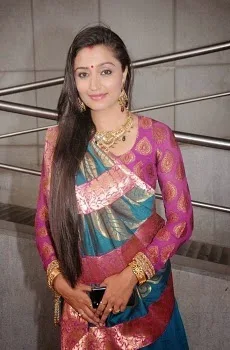 Pallavi Purohit Biography, Filmography, DOB, Height, Siblings