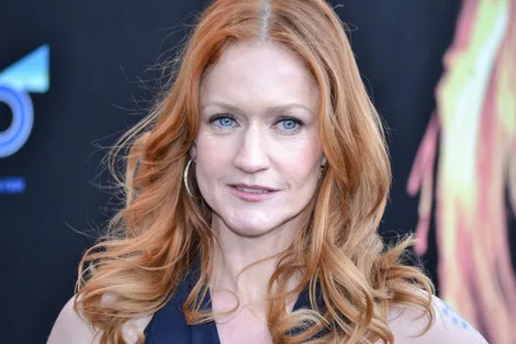 Paula Malcomson Hot Bikini Image Gallery, Images, Photos, Pics