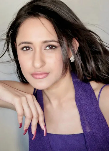 Pragya Jaiswal Hot Sexy Bikini Photos