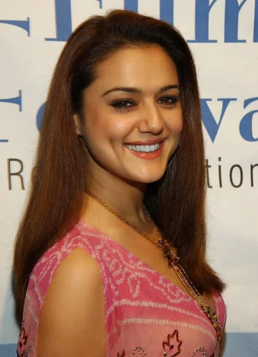 Preity Zinta Hot Sexy Bikini Image Gallery