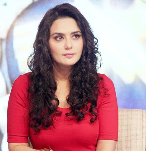 Preity Zinta Hot Sexy Bikini Pictures