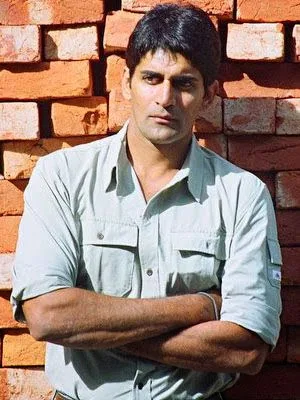 Rahul Singh Hot Scenes Shirtless Body Photos