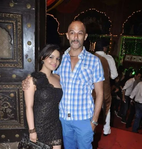 Rajesh Khera Hot Scene Shirtless Body Pictures