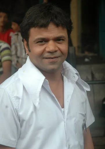Rajpal Yadav Hot Sexy Body Photo