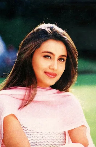 Rani Mukherjee Hot Sexy Bikini Photos