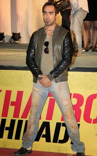 Ranvir Shorey Hot Pics