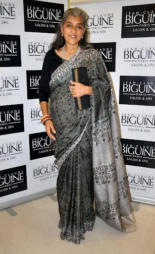 Ratna Pathak Hot Sexy Bikini Photo