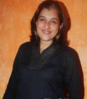 Ratna Pathak Hot Sexy Bikini Pictures