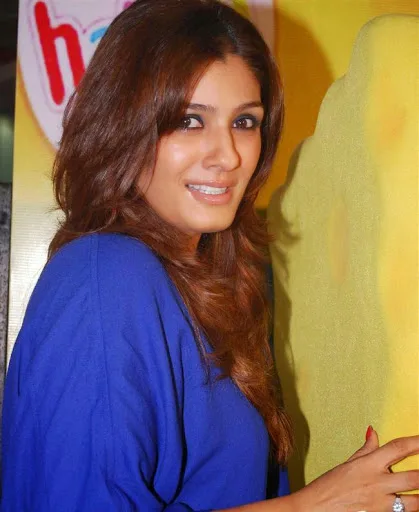 Raveena-Tandon-Hot-Bikini-Pictures