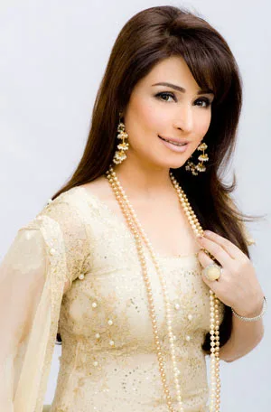 Reema Khan Hot Sexy Bikini Stills