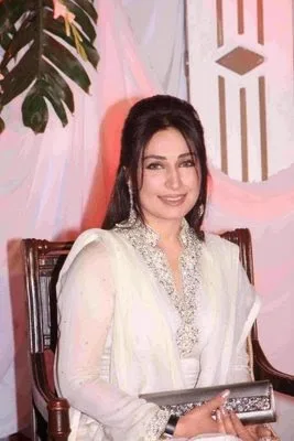 Reema Khan Hot Sexy Bikini Photos