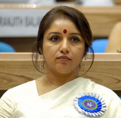 Revathy Hot Sexy Bikini Wallpapers