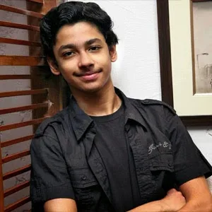 Riddhi-Sen-Images