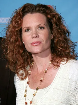 Robyn Lively Hot Sexy Bikini Stills