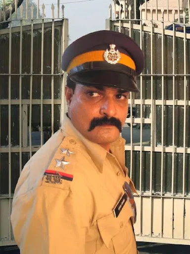 Rocky Verma Hot Scene Shirtless Body Pics