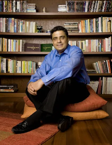 Ronnie Screwvala Hot Pics